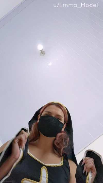 Excuse me, is this seat taken? No? Wonderful!