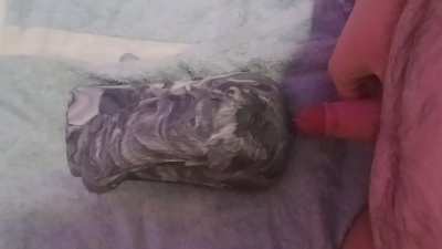 Wish I had an ass to cum on instead