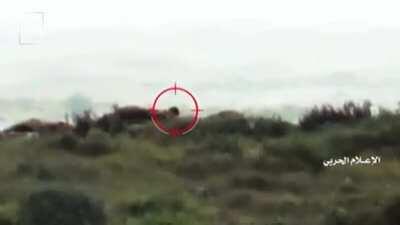 Houthi sniper perform a perfect headshot on a coalition soldier