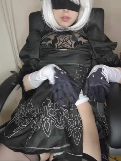 this 2B comes with a little extra