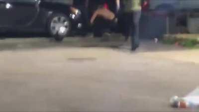 Armed militia member shoots man in self defense then gets chased by mob he falls and gets attacked resulting in more shootings - Kenosha, Wisconsin 25th August