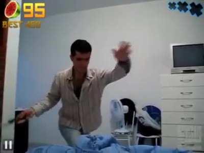 Contemplem essa relíquia do audiovisual brasileiro!