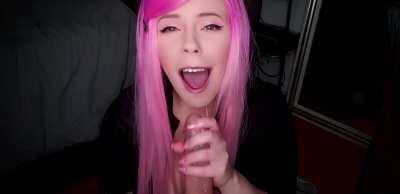 I love getting it dripping with spit💦