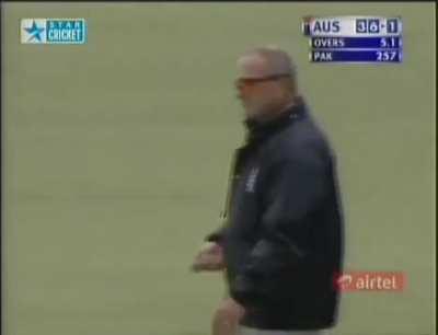 Typical Pakistani fielding. Tries to save a 4, batsmen run 5😂😂😂