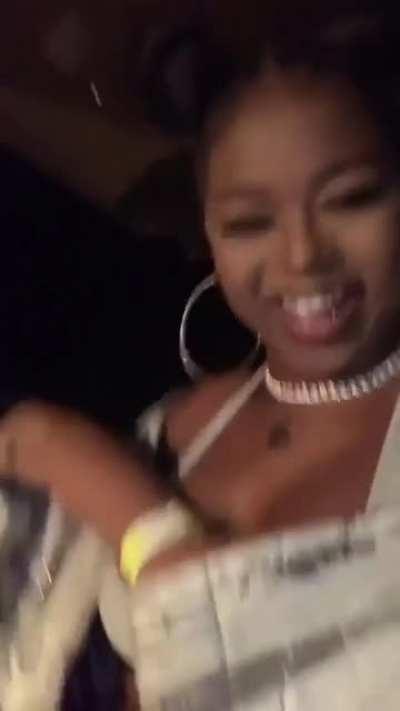 Titties bouncing in the car