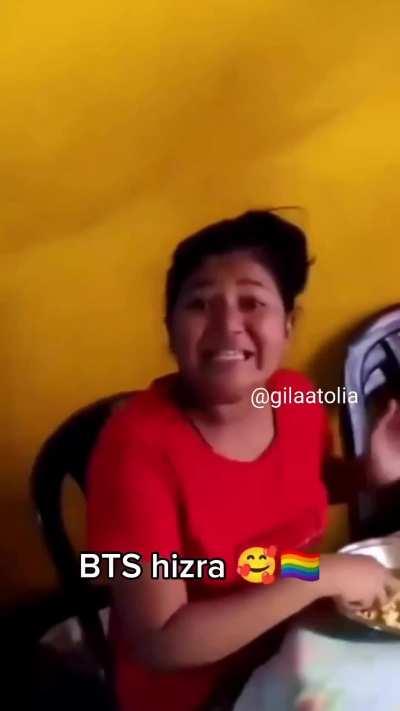 Average BTS army girl 