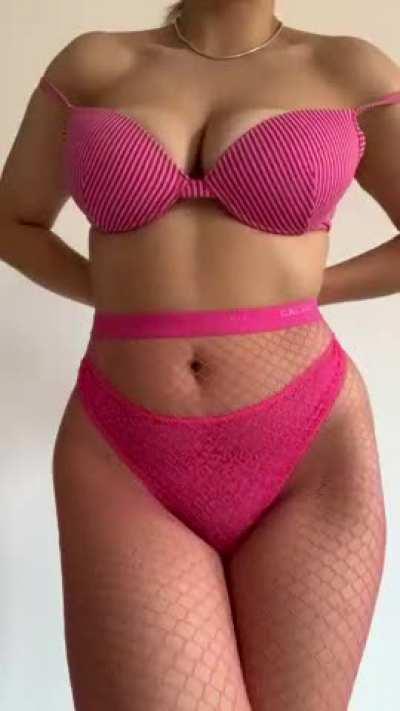 Guess my breast size