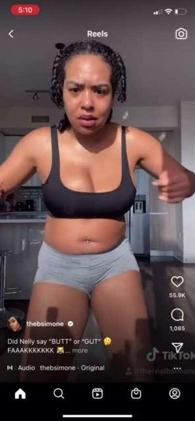 Her tits would look better covered with CUM 💦💦💦