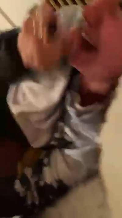 sent a girl a dick pic and she sent this reaction back