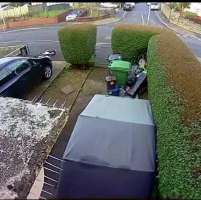 I feel bad for laughing...