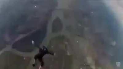 Skydiver loses GoPro while skydiving