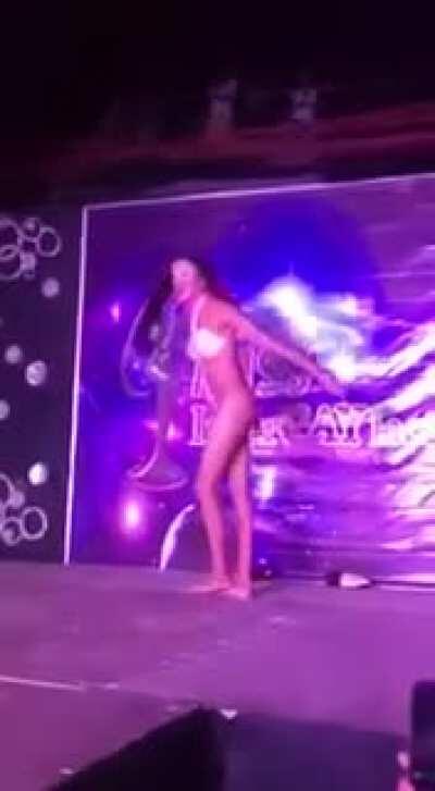 Was looking through the library on my old phone and found this lol (NSFW)