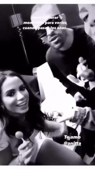 Greeicy rendon propuesta un trío de con annita 