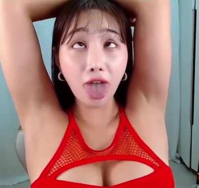 Any armpit lovers?