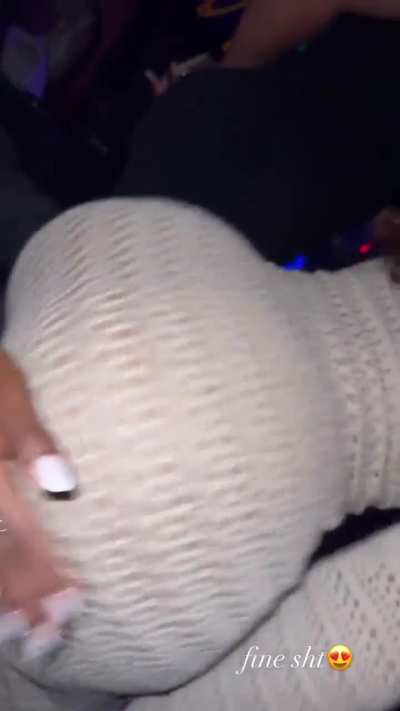 Last ass shaking from that night💦💦💦