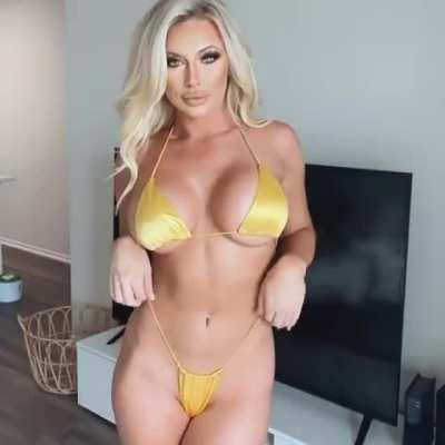 Kaelee Rene (@kaeleereneofficial)