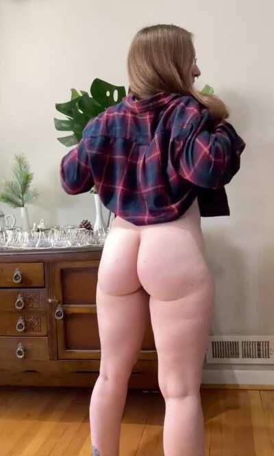 Stop for the booty drop, stay for the titty drop ❤️