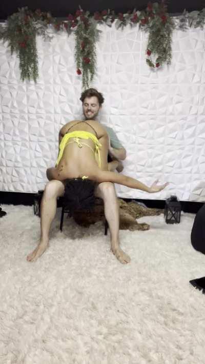 I will be making a LapDance video from his POV so stay tuned to this sub. Please enjoy my acrobatic and sensual tricks while you wait. 🫦💋