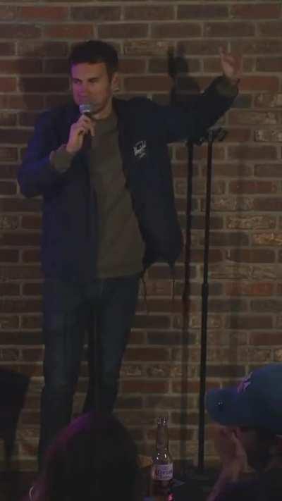 Stand up comedian about Azerbaijan 