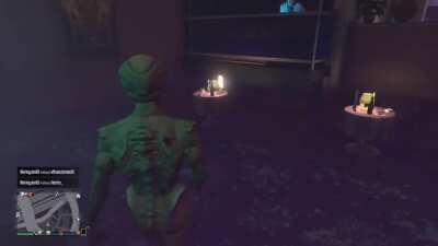 šta kao igraš gta prvi put i ne odeš odma u strip klub