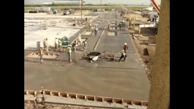 Trying to stop a malfunctioning concrete buffer with some tarp. WCGW?