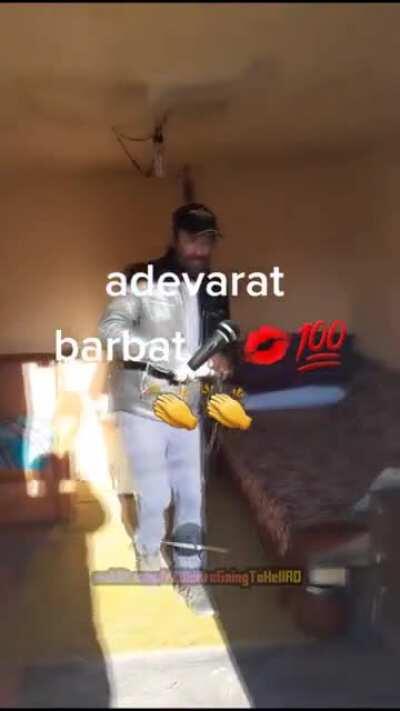 Constantin Plugaru descinzand pe cioromania