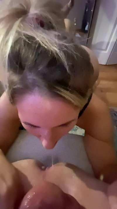 I like to get it wet when I eat my husband’s ass 🤤