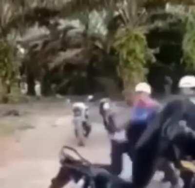 What happens when you press the power button of a pc ?