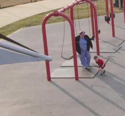 To swing and walk