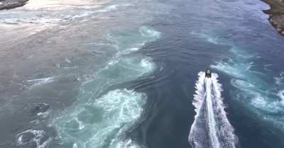 🔥the Saltstraumen of Norway has one of the strongest tidal currents on the planet, producing maelstroms up to 10 m (33 ft) in diameter and 5 m (16 ft) in depth