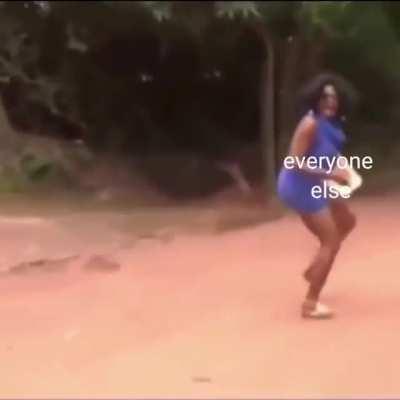 playing project winter with suisei be like: