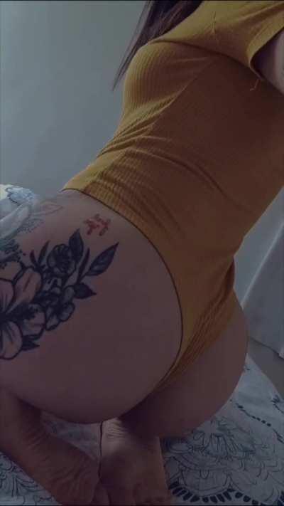 I need a guy who’d eat me out dialy!