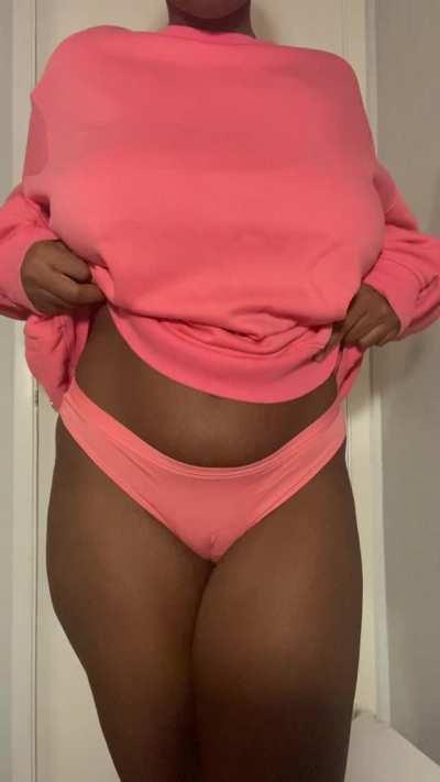 Would you lend me a hand or 2 if I say please? 🥺👉👈 they’re a bit heavy... [OC]