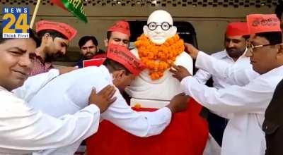 Oscar worthy performance by SP cadre.