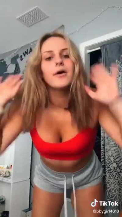 Throwin' it Back🎂