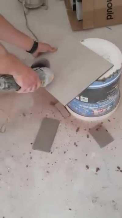 Perfectly cut floor tile