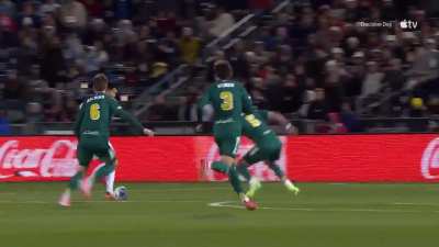 Son cooks his defender and then roofs it | Colorado Rapids 0 - [1] LAFC 42'