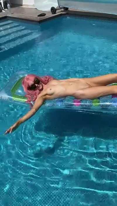 This is why i'm not allowed on family holiday anymore