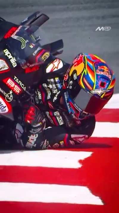 🎶How low can can he go, how low can he go🎶!?!