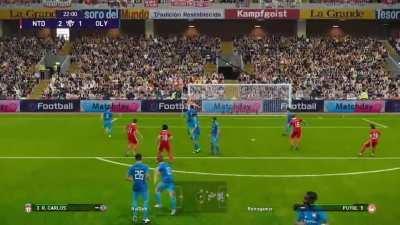 Just scored with 2 knuckle shots from free kick (34m and 43m) in the same game with R. Carlos 😍