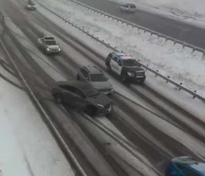 Крепче за баранку держись, шофер