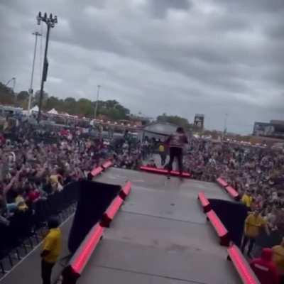 Rapper throws his cap at concert