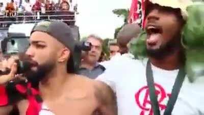 Torcida do Flamengo lançou uma musica pro Domènec