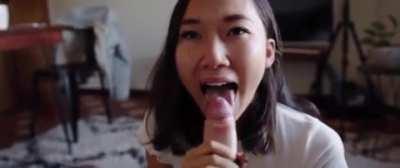 Cutie Asian Makes Boyfriend Cum