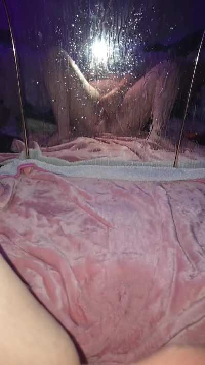 Anyone need a window washer 🫠