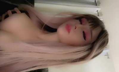 Let’s make out while you grab my boobs <3