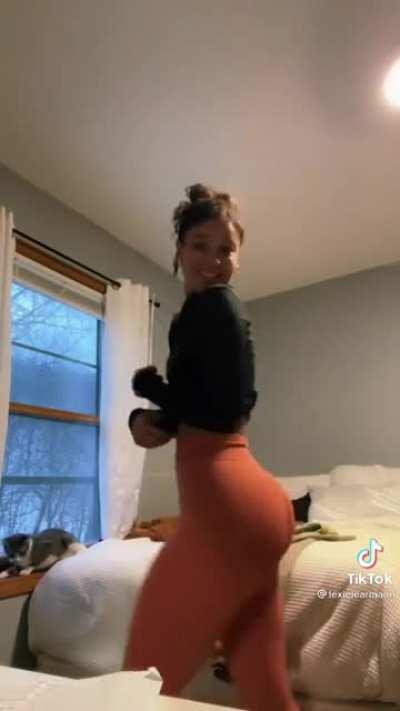 Shocked at her own cake