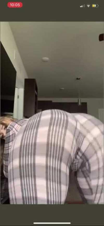 This ass is fucking sexy asf