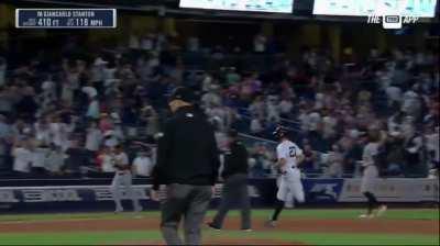 [Highlight] [Highlight] Giancarlo Stanton walks off the Pirates with a grand slam, the Yankees 2nd walk off grand slam of the season!