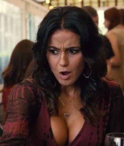 Emmanuelle Chriqui.